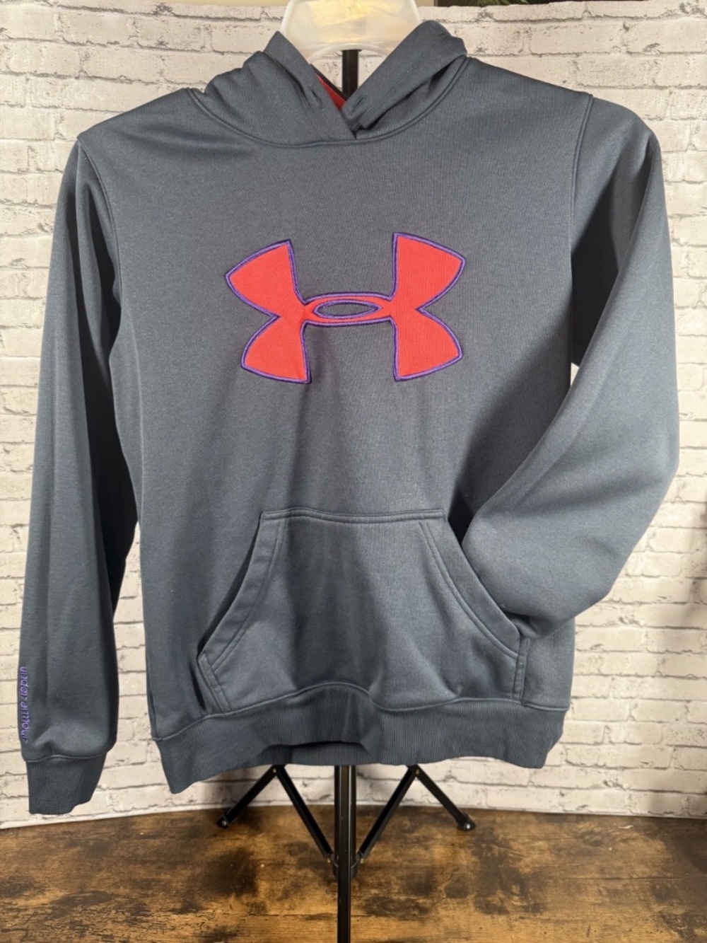 Under Armour Women's Athletic Hoodie Size XS - Gray/Orange